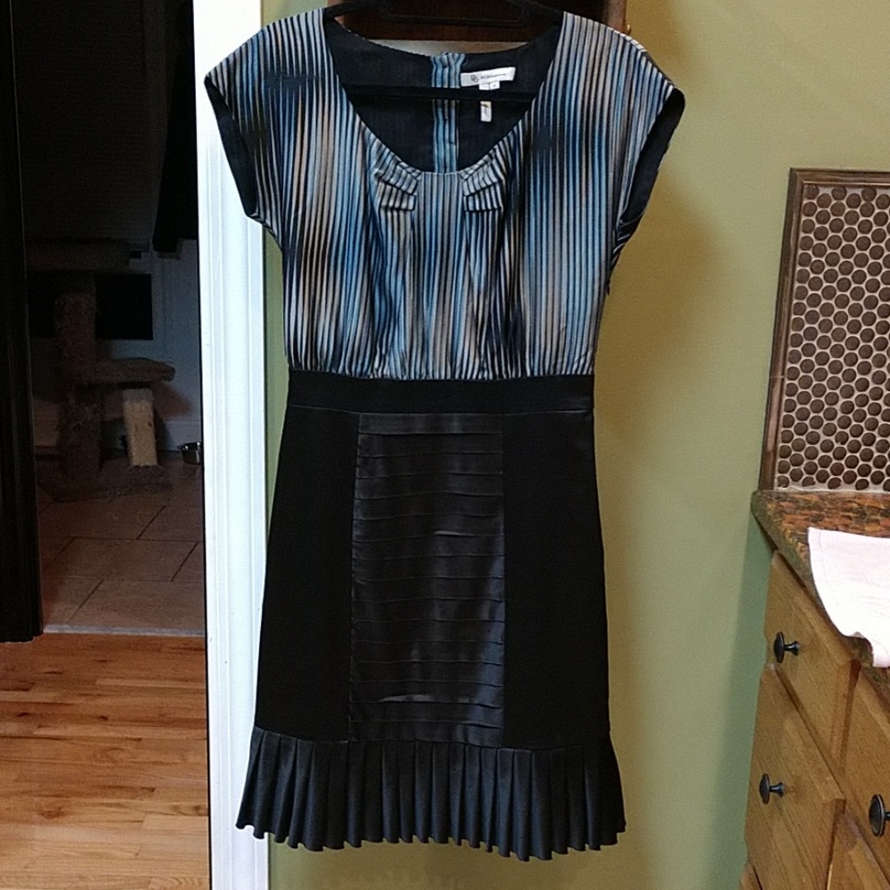 BCBGeneration Dress - Picture 5 of 11